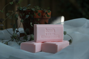 Australian made organic soap for your event favour with personalised kraft wrapper