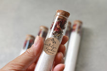 Load image into Gallery viewer, Glass test tubes with bath salt and custom word  for your wedding, party or event