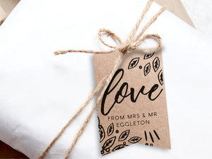 Flag-shaped " love" gift tags for your custom wedding and party favours