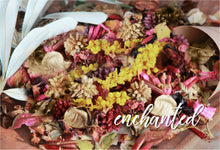 Load image into Gallery viewer, Enchanted blend - cones and eco-friendly flower confetti set from Kooka Paperie