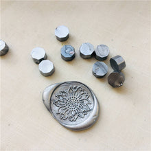 Load image into Gallery viewer, Blush pink wax seal kit II with beautiful soft pastel colours
